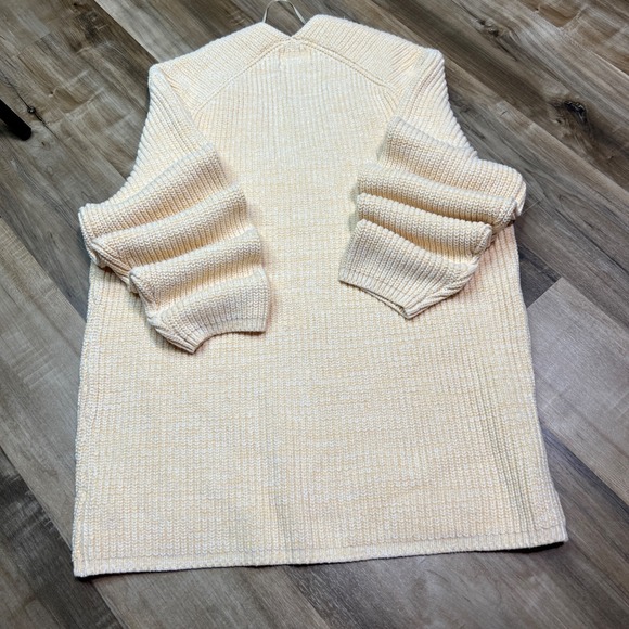 Urban Outfitters Size M Chunky Knit V-Neck Sweater Cream Yellow | Oversized Cozy - Picture 8 of 12